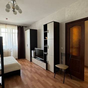 Сдается 2-х комнатная квартира, 70 м²