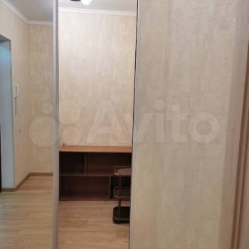 Сдается 1-комнатная квартира, 44 м²