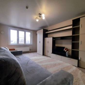 Продается 1-комнатная квартира, 40,5 м²