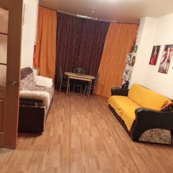 Сдается 1-комнатная квартира, 43 м²