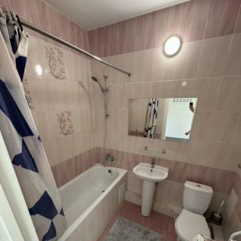 Продается 1-комнатная квартира, 33 м²