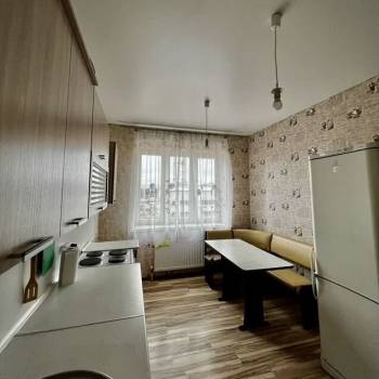 Сдается 1-комнатная квартира, 38 м²