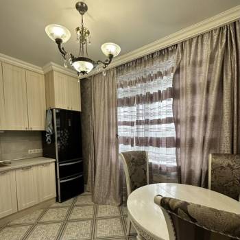 Сдается 2-х комнатная квартира, 60 м²