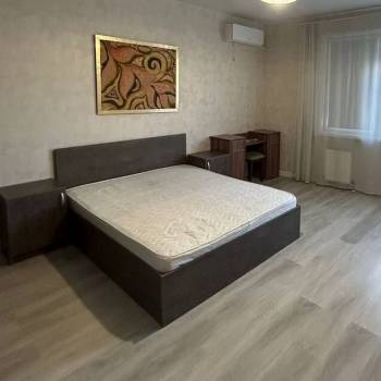 Сдается 2-х комнатная квартира, 70 м²