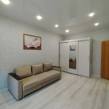 Сдается 1-комнатная квартира, 38 м²