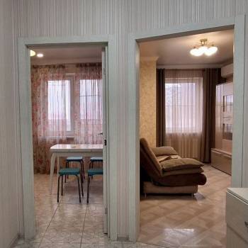 Сдается 1-комнатная квартира, 37 м²