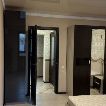 Сдается Многокомнатная квартира, 80 м²