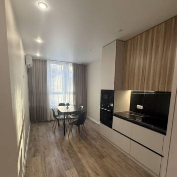 Сдается 2-х комнатная квартира, 72 м²