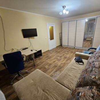 Сдается 1-комнатная квартира, 38 м²