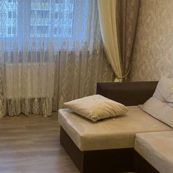 Сдается 1-комнатная квартира, 37 м²