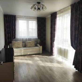 Продается 1-комнатная квартира, 39 м²