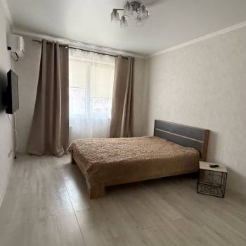 Продается 1-комнатная квартира, 41,7 м²