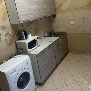 Сдается 1-комнатная квартира, 46 м²