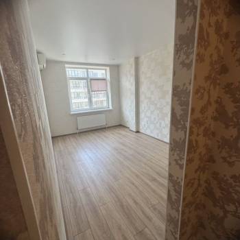 Продается 1-комнатная квартира, 36 м²