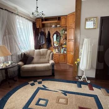 Продается Дом, 242 м²