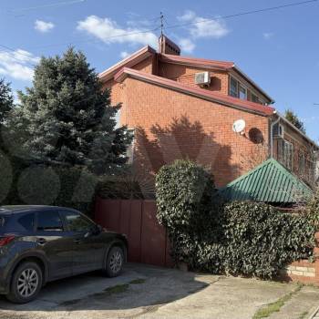 Продается Дом, 242 м²