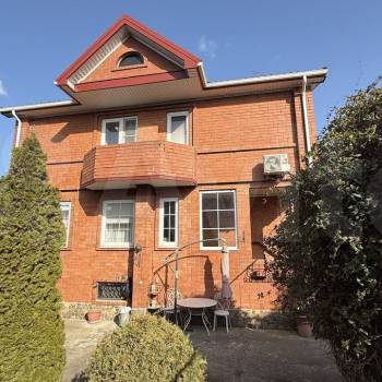 Продается Дом, 242 м²