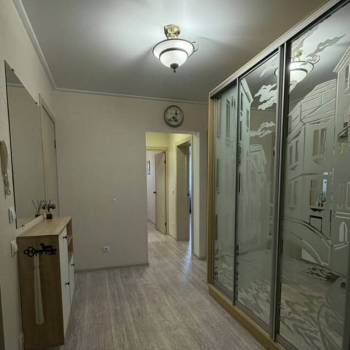 Продается 3-х комнатная квартира, 80,6 м²
