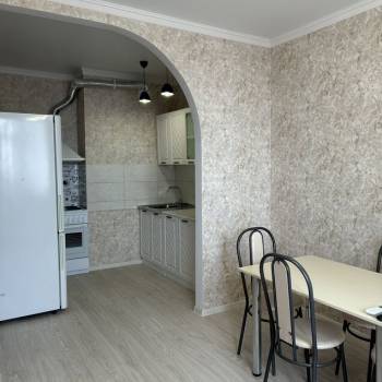 Сдается 1-комнатная квартира, 35 м²