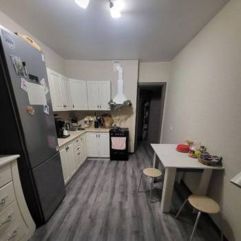 Сдается 1-комнатная квартира, 46 м²