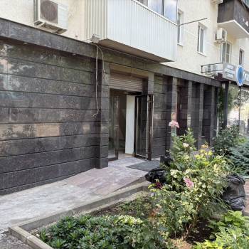 Сдается Торговое помещение, 76 м²