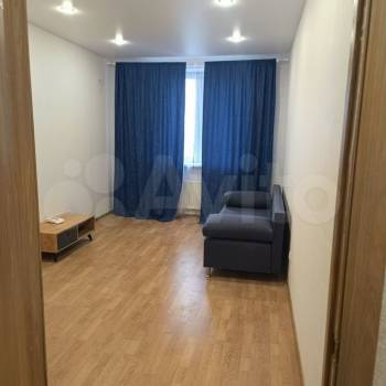 Сдается 1-комнатная квартира, 35 м²