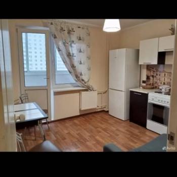 Сдается 1-комнатная квартира, 38 м²