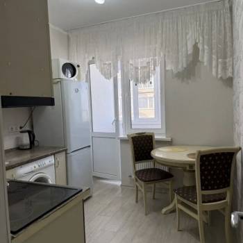 Сдается 2-х комнатная квартира, 40 м²