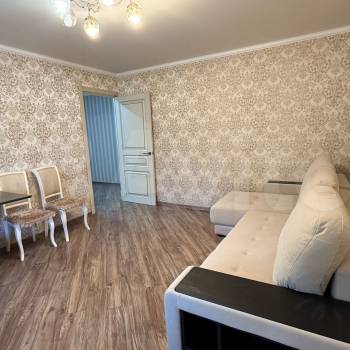 Сдается 2-х комнатная квартира, 60 м²