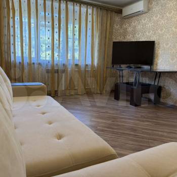 Сдается 2-х комнатная квартира, 60 м²