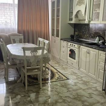 Сдается 2-х комнатная квартира, 70 м²