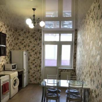 Сдается 2-х комнатная квартира, 65 м²