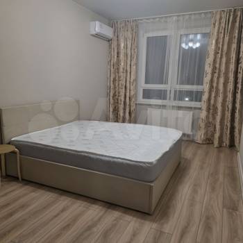 Сдается 1-комнатная квартира, 35 м²