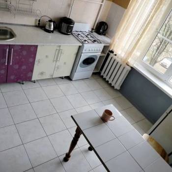 Продается 1-комнатная квартира, 28,5 м²