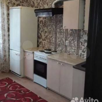 Продается 1-комнатная квартира, 36 м²