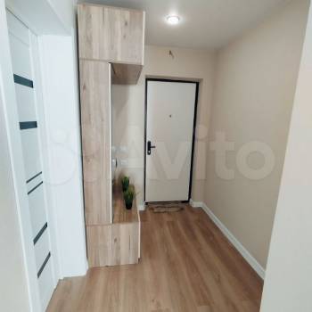 Продается 1-комнатная квартира, 38 м²