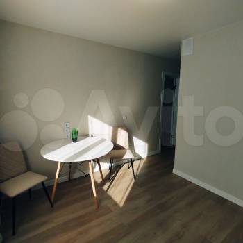 Продается 1-комнатная квартира, 38 м²