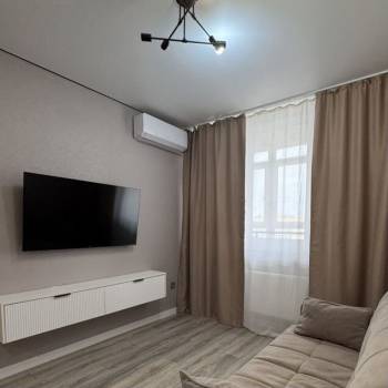 Сдается 1-комнатная квартира, 38 м²