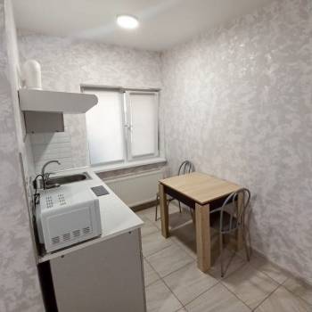 Сдается 1-комнатная квартира, 38 м²