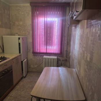 Сдается Многокомнатная квартира, 80 м²