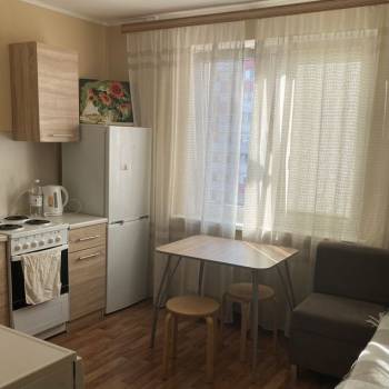 Сдается 1-комнатная квартира, 38,5 м²
