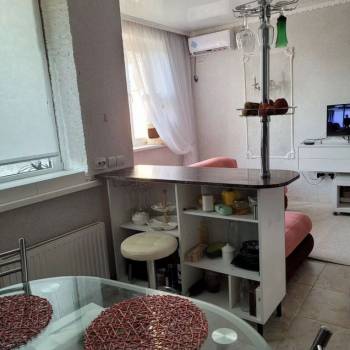 Продается 1-комнатная квартира, 43,3 м²