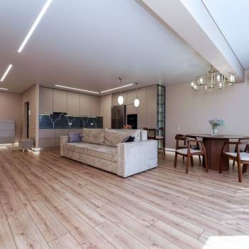 Продается Многокомнатная квартира, 150 м²