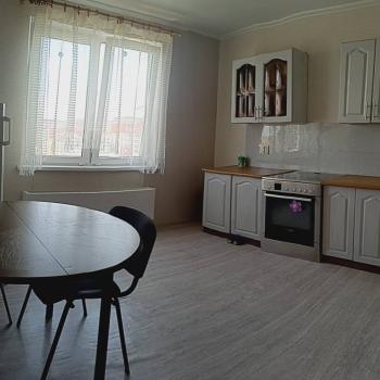 Продается 1-комнатная квартира, 38 м²