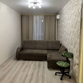 Сдается 1-комнатная квартира, 40 м²