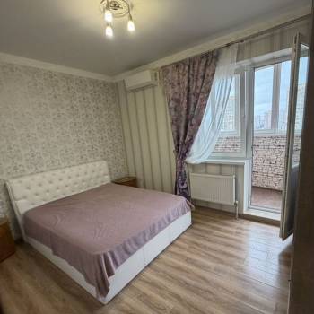 Сдается 2-х комнатная квартира, 56 м²