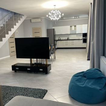 Сдается Дом, 252 м²