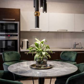 Продается 3-х комнатная квартира, 131 м²