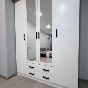 Продается 1-комнатная квартира, 38 м²