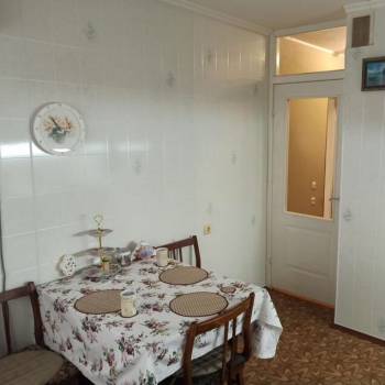 Сдается 1-комнатная квартира, 50 м²